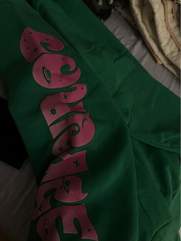 Baskılı yeşil sweatshirt
