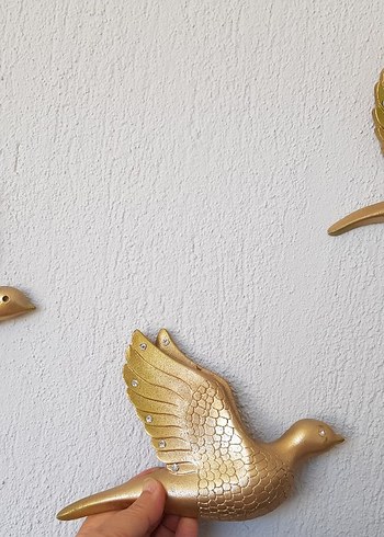 500 tl. Parlak Altın Renkli Kuş Figürü kumru