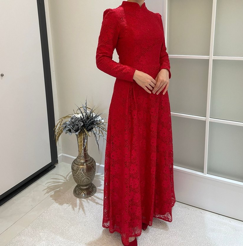 Klasik Zarif Kırmızı Dantel Uzun Kollu Elbise - Görsel 3
