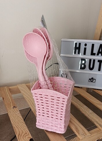 Pembe plastikten seti 