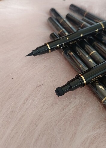 Diğer Çift taraflı eyeliner