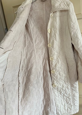 Koton bej kapitone kadın kaban - Görsel 3