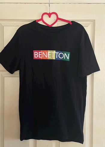 Benetton Tisort Siyah Ustu Yazili