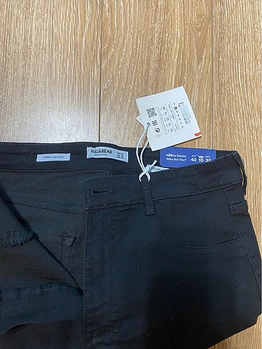 32 Beden siyah Renk Pull&Bear Sıfır Etiketli Denim Kot Pantolon