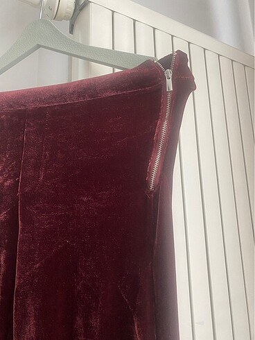 Bershka Beli hem lastikli hem fermuarlı kadife pantolon
