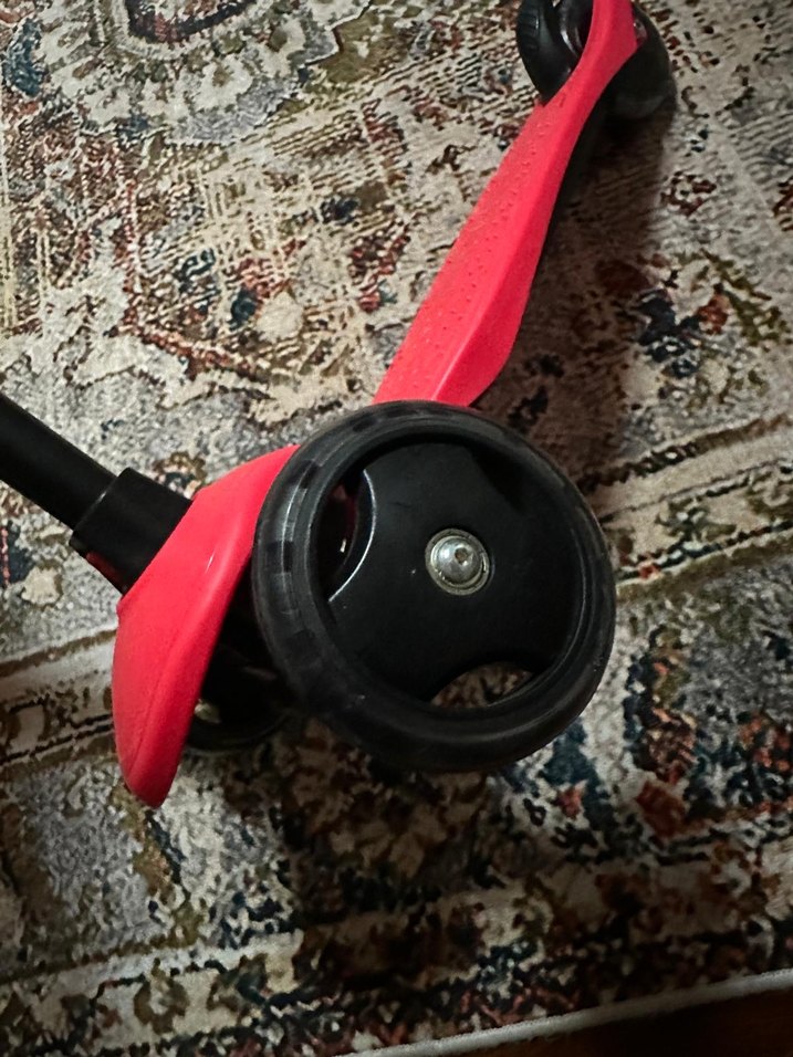 Kırmızı Çocuk Scooter'ı - Görsel 3