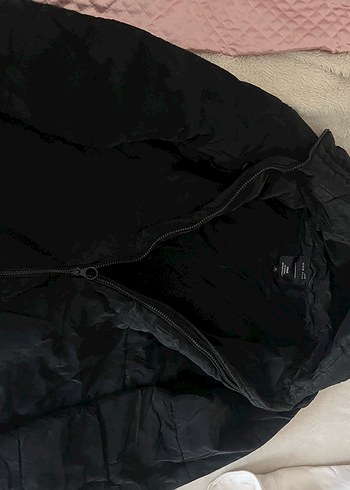 Mavi Siyah Kapüşonlu Fermuarlı Kadın Kışlık Mont