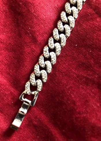 Parlak Taşlı Altın Renk Zincir bileklik - Görsel 3