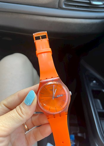 Swatch Turuncu Minimalist Kadın Kol Saati