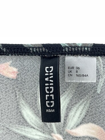 36 Beden çeşitli Renk H&M Kısa Elbise %70 İndirimli.