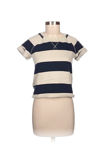 Mango T-shirt %70 İndirimli.