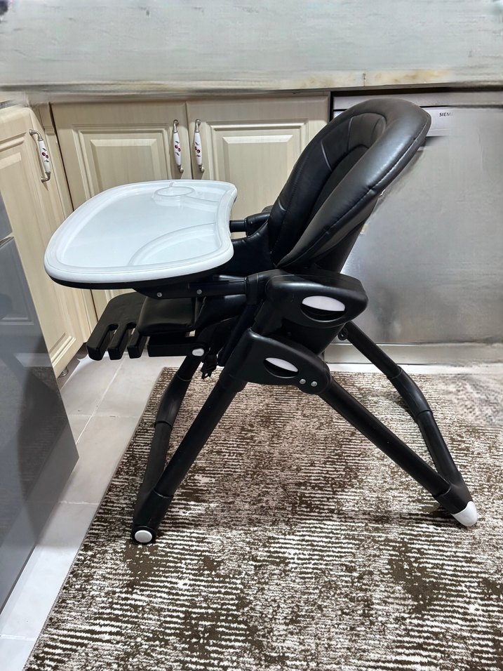 Siyah Bebek Mama Sandalyesi Tepsili - Görsel 2