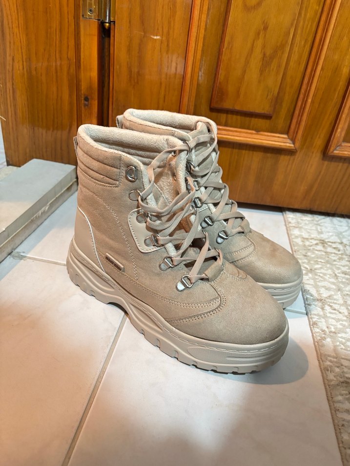 Bej Süet Dolgu Topuklu Kadın Bot - Görsel 2