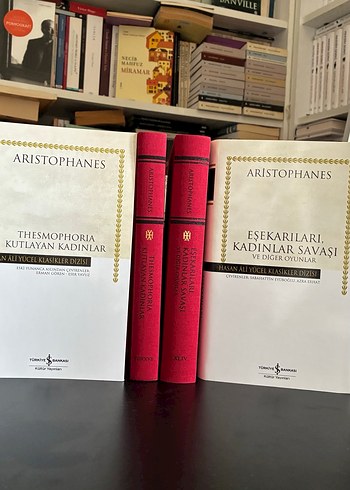  Aristophanes - Eşekarıları, Kadınlar Savaşı & Thesmophoria