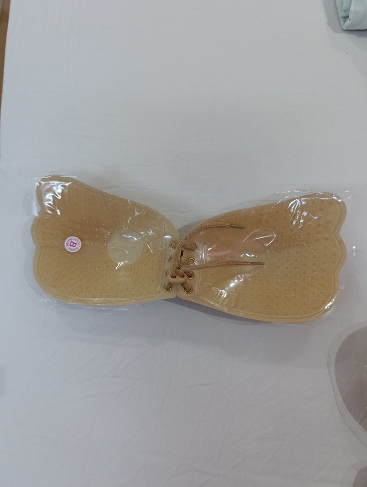 Yapışkanlk Sütyen - Görsel 2