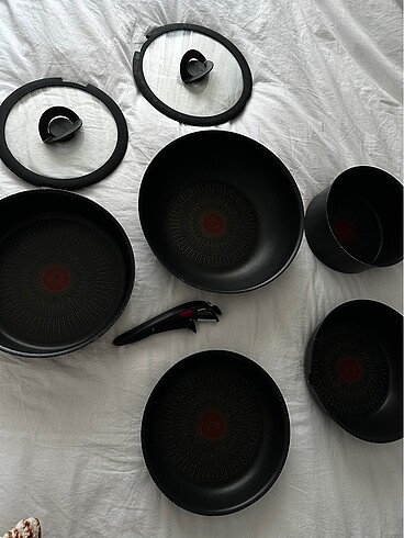 Tefal set 6X excellent büyük set olarak geçiyor