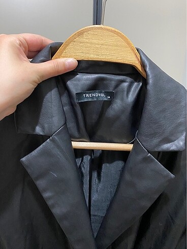 34 Beden siyah Renk Deri blazer ceket