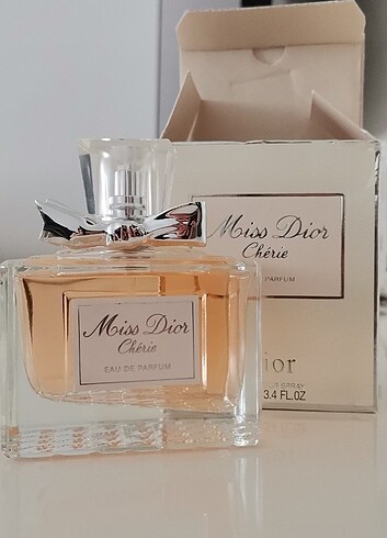 Dior Miss Dior Cherie Bayan Parfümü
