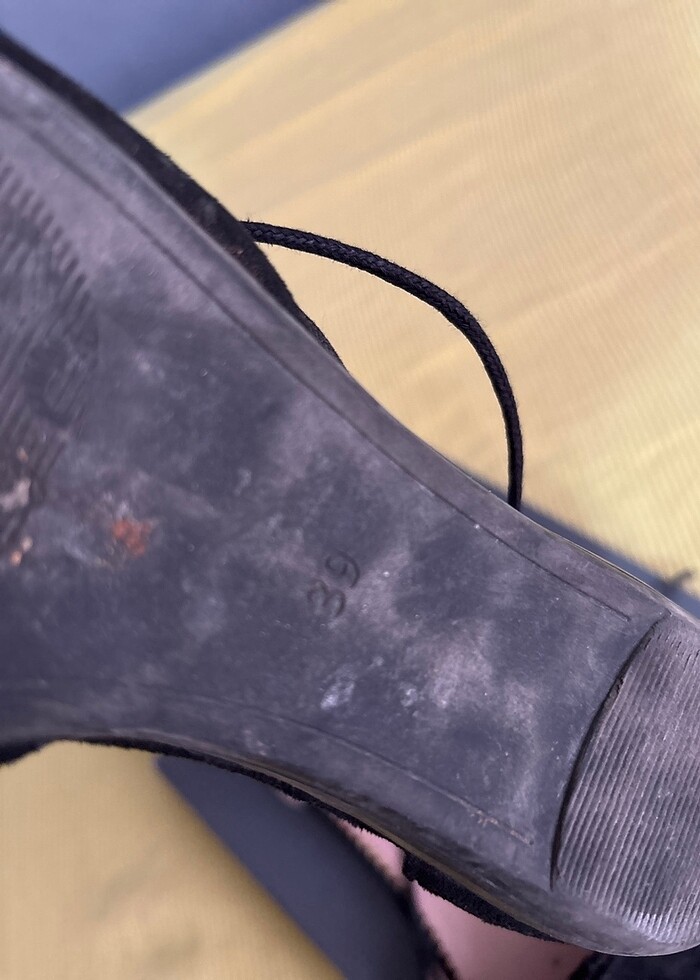 Siyah bağcıklı sandalet - Görsel 4