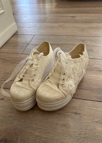 Dantel Bağcıklı Beyaz Kadın Dolgu Topuklu Spor Ayakkabı gelin ak - Görsel 9