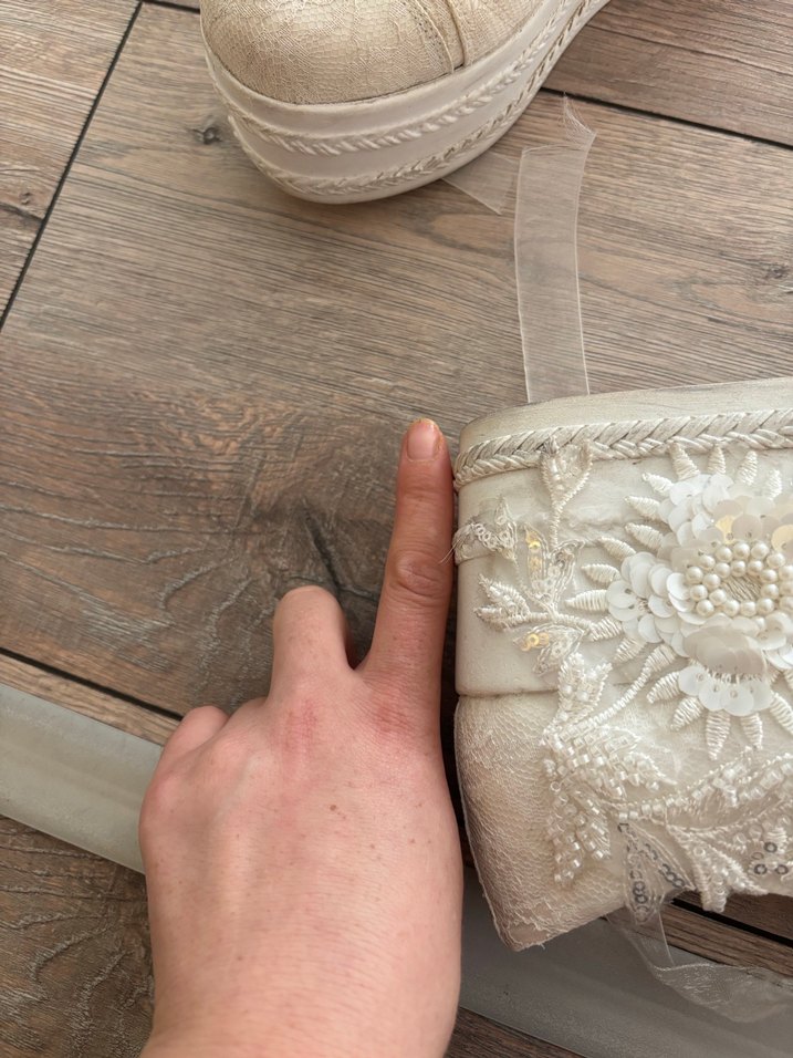 Dantel Bağcıklı Beyaz Kadın Dolgu Topuklu Spor Ayakkabı gelin ak - Görsel 2