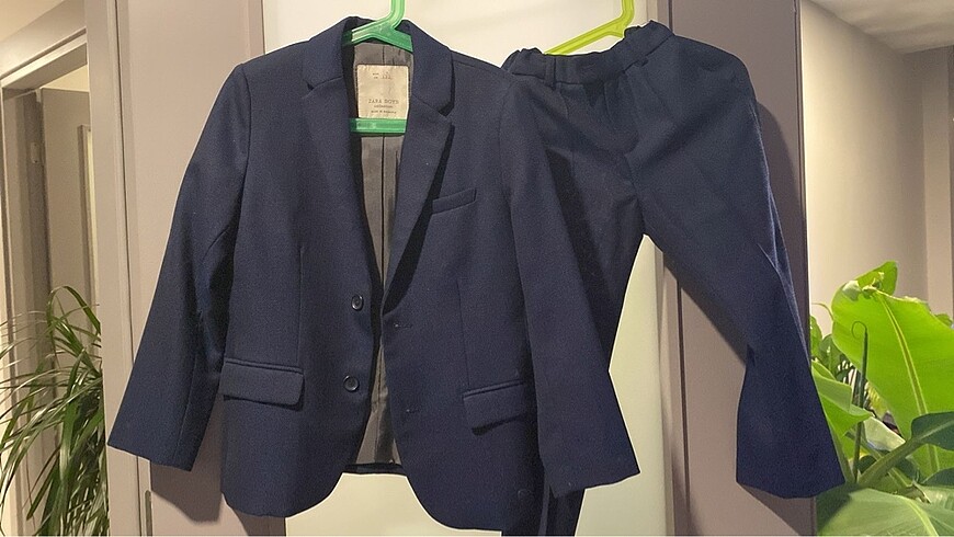 ZARA Çocuk lacivert renk takım elbise