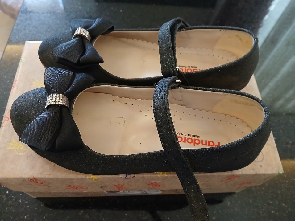 Kız Çocuk Siyah Cırtlı Babet Ayakkabı - Görsel 3