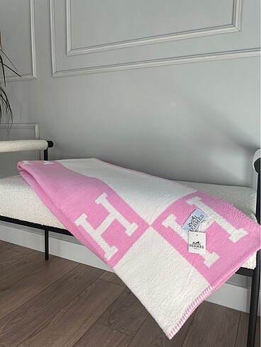Hermes Pembe hermes battaniye