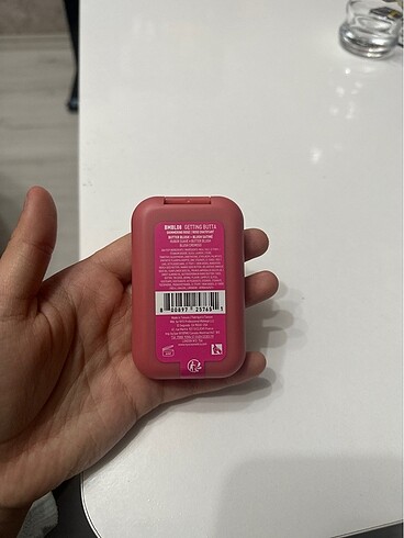  Beden Nyx buttermelt blush allık
