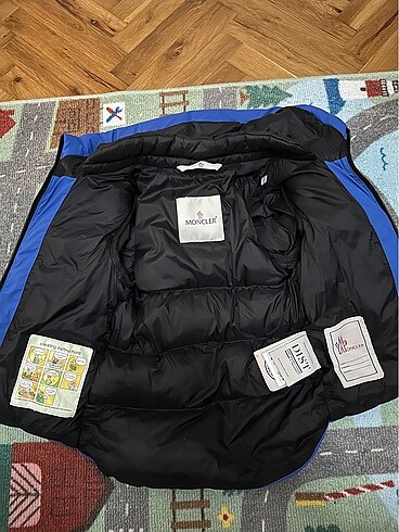 4 Yaş Beden mavi Renk Orijinal Moncler Çocuk Mont