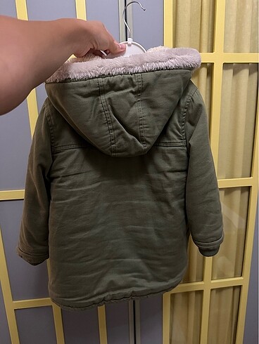 Erkek Çocuk Kürklü Kaban - Görsel 2