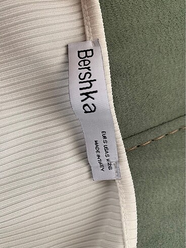 s Beden Bershka bluz