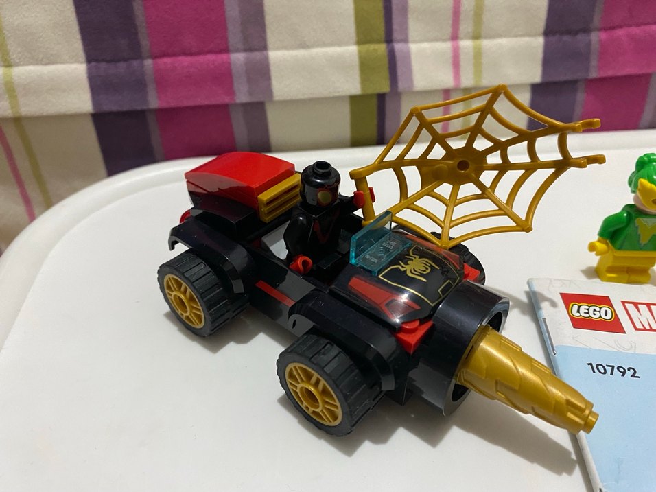 Lego 10792 spidey burgulu araç - Görsel 3