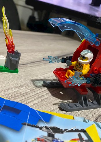 Lego City 60318 itfaiye helikopteri - Görsel 4