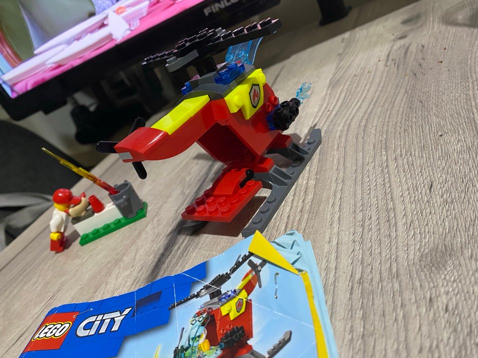 Lego City 60318 itfaiye helikopteri - Görsel 5