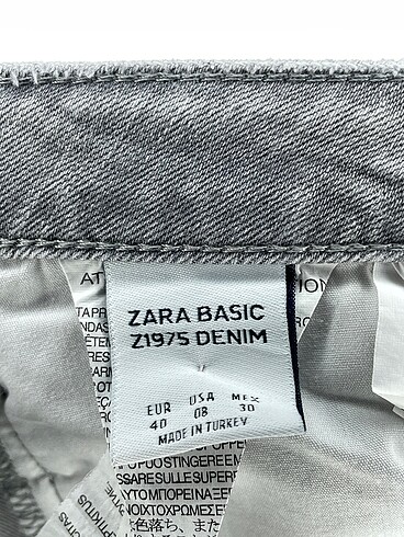 40 Beden gri Renk Zara Jean / Kot %70 İndirimli.