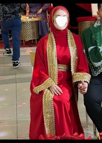 Kırmızı İşlemeli Kadın Bindallı