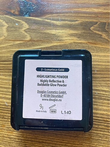 Beden Renk Douglas Highlighter- Luxurious Gold