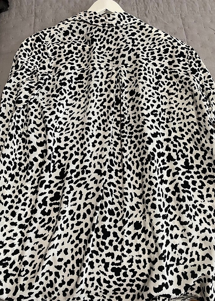 Stradivarius truvakar kol gömlek - Görsel 2