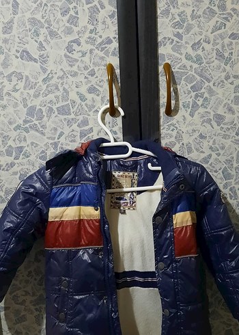 Kürklü Kapüşonlu Erkek Çocuk Kabanı - Görsel 3