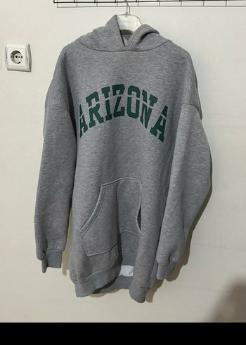 Gri Kapüşonlu Arizona Baskılı Sweatshirt - Görsel 3