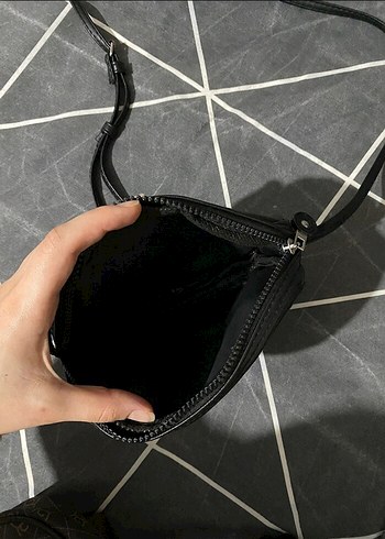 Siyah Deri Minimalist Kadın Çanta - Görsel 3