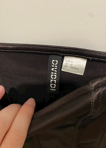 Drapeli Siyah V Yakalı Gotik Midi Elbise - Görsel 3