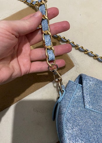 Zincir Detaylı Mavi Denim Kadın Çanta - Görsel 4