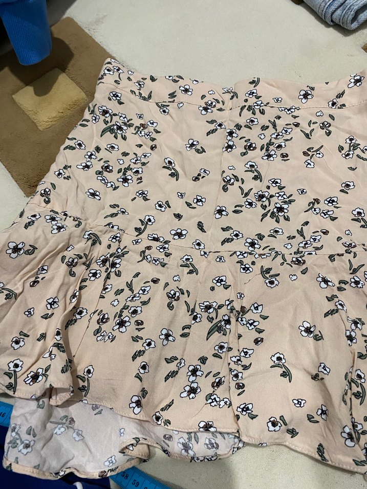 Bej Çiçek Desenli Mini Etek - Görsel 3