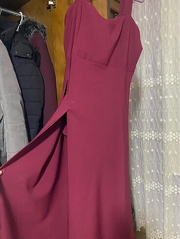 Trendyol & Milla Elbise bordo yırtmaçlı