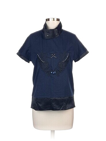 Twist Bluz %70 İndirimli.