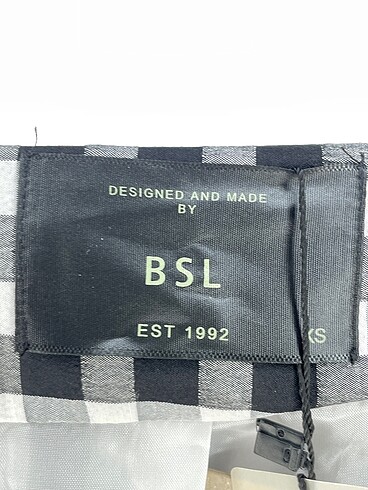 xs Beden çeşitli Renk BSL FASHION Blazer %70 İndirimli.