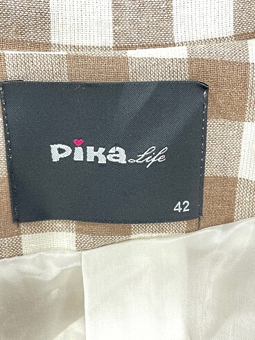 42 Beden çeşitli Renk Vintage Love Blazer %70 İndirimli.
