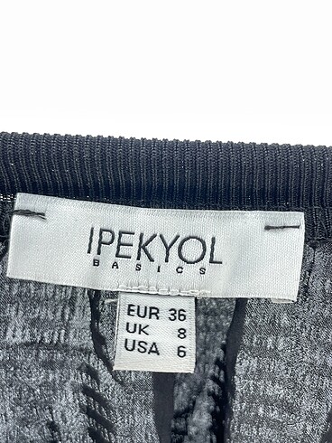 36 Beden siyah Renk ipekyol Bluz %70 İndirimli.